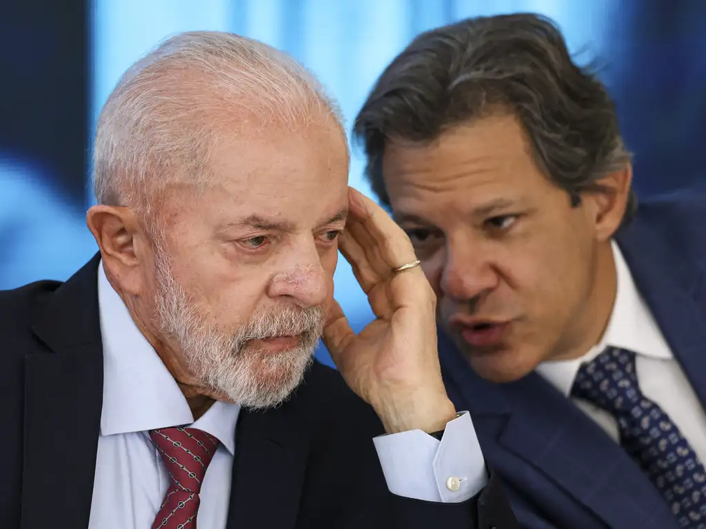 Reforma do imposto de renda sai após eleições na Câmara e no Senado, diz Haddad