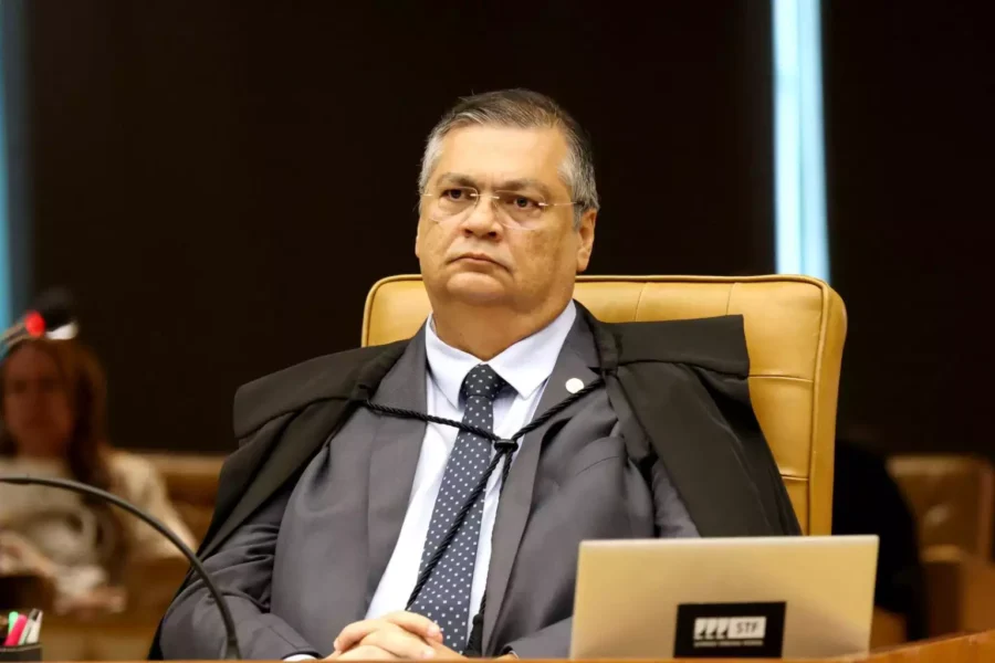 Flávio Dino nega pedido de desbloqueio de emendas de comissão do Senado