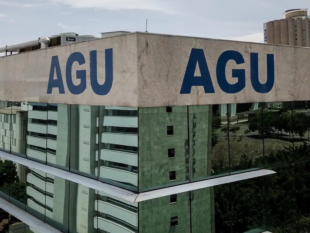 AGU orienta governo a manter bloqueio de R$ 4,2 bi em emendas parlamentares