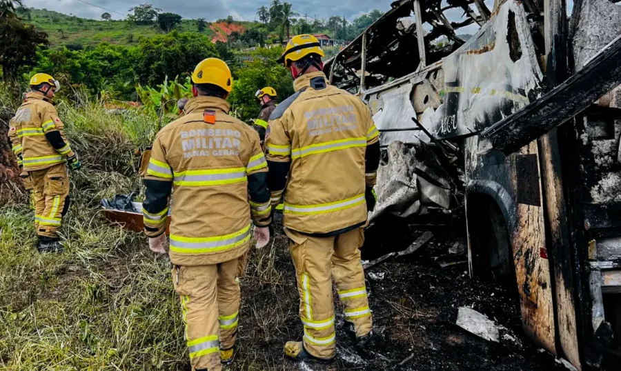 Lula presta condolências às familias das vítimas de acidente em Minas Gerais