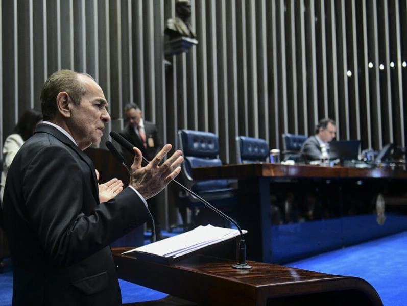 Senadores aprovam PEC do pacote fiscal e texto segue para a promulgação