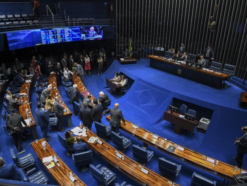 Senado vota pacote de corte de gastos; acompanhe