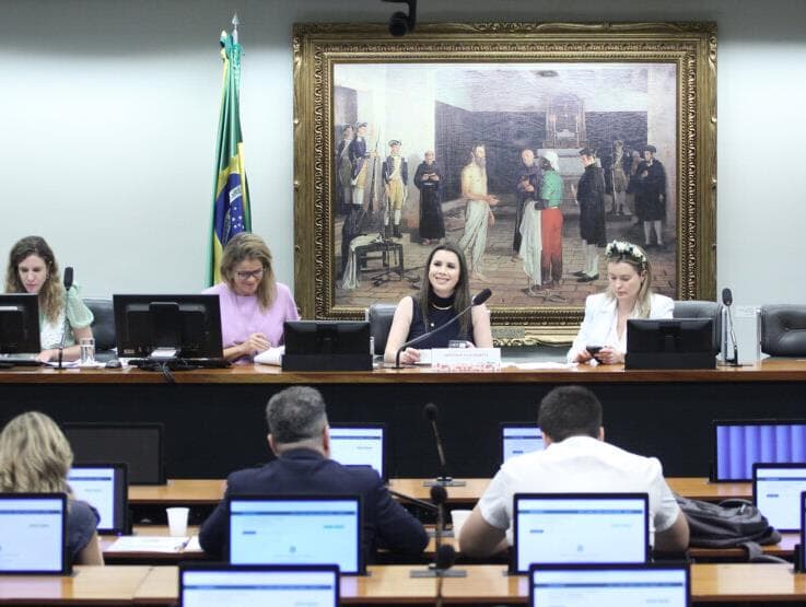 CCJ da Câmara pauta projeto que institui voto impresso