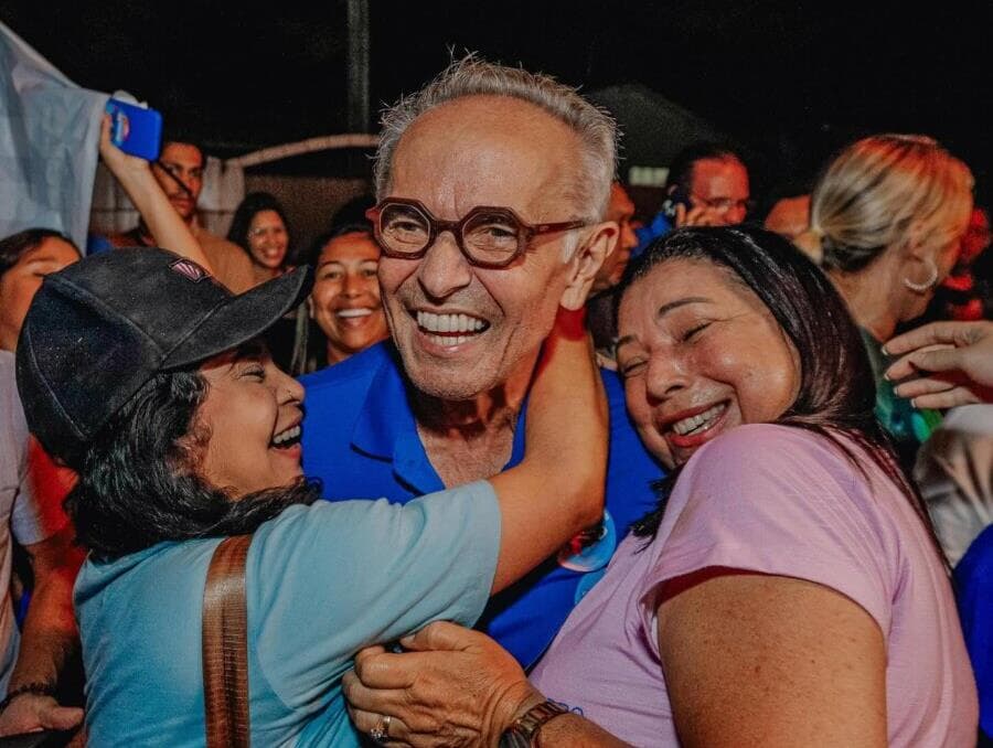 Cícero Lucena vence Marcelo Queiroga e é reeleito prefeito de João Pessoa