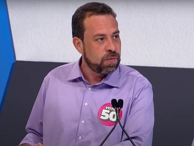 Boulos pede inelegibilidade de Tarcisio e Nunes por tentarem associá-lo ao PCC