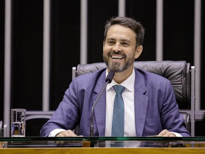 Porto Velho: Léo Moraes vence a disputa para prefeitura