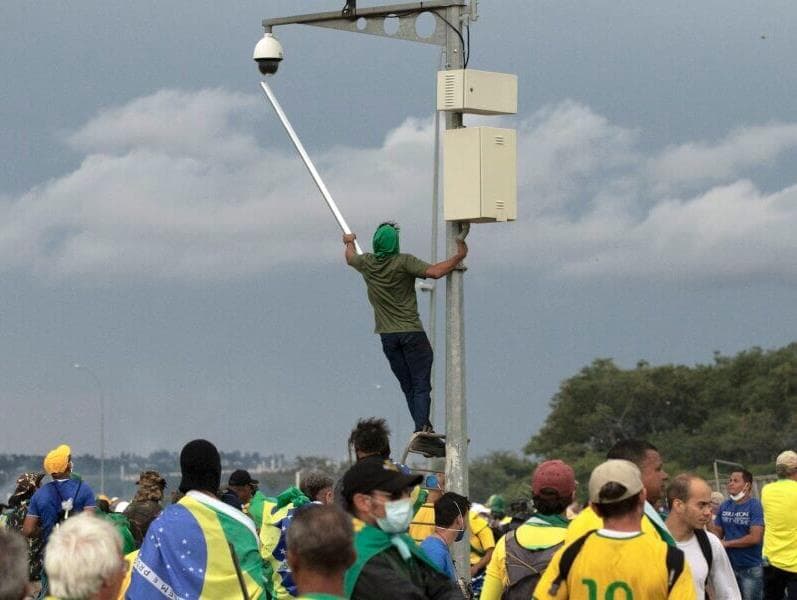 Plenário tende a derrubar anistia a presos de 8 de janeiro, avaliam governistas