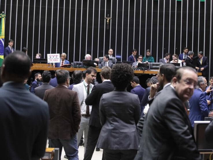 Congresso aprova diretrizes orçamentárias com mudanças em regra sobre emendas