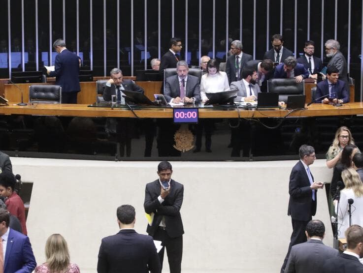 Câmara aprova urgência para política de visitação a unidades de conservação