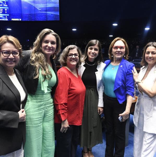 Novo relatório do Código Eleitoral prevê reserva de 20% das cadeiras para mulheres