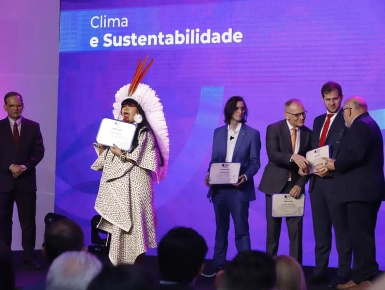 Célia Xakriabá vence a categoria Clima e Sustentabilidade