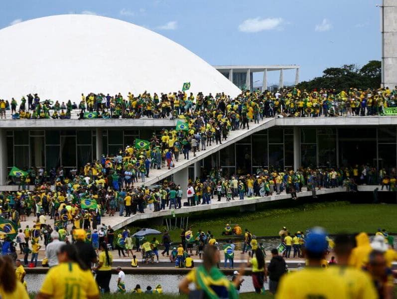 Bolsonaro planejou, atuou e teve "domínio de forma direta" de plano golpista, diz PF