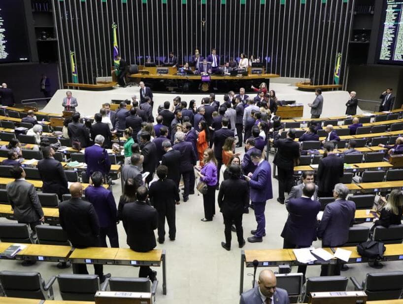 Câmara vota regulamentação da reforma tributária nesta quarta-feira