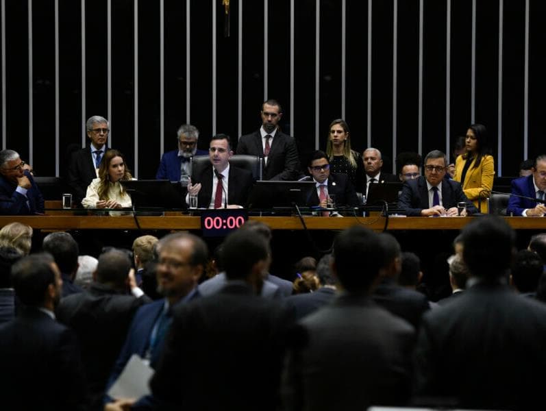 Congresso analisa vetos sobre saidinha e fake news na terça