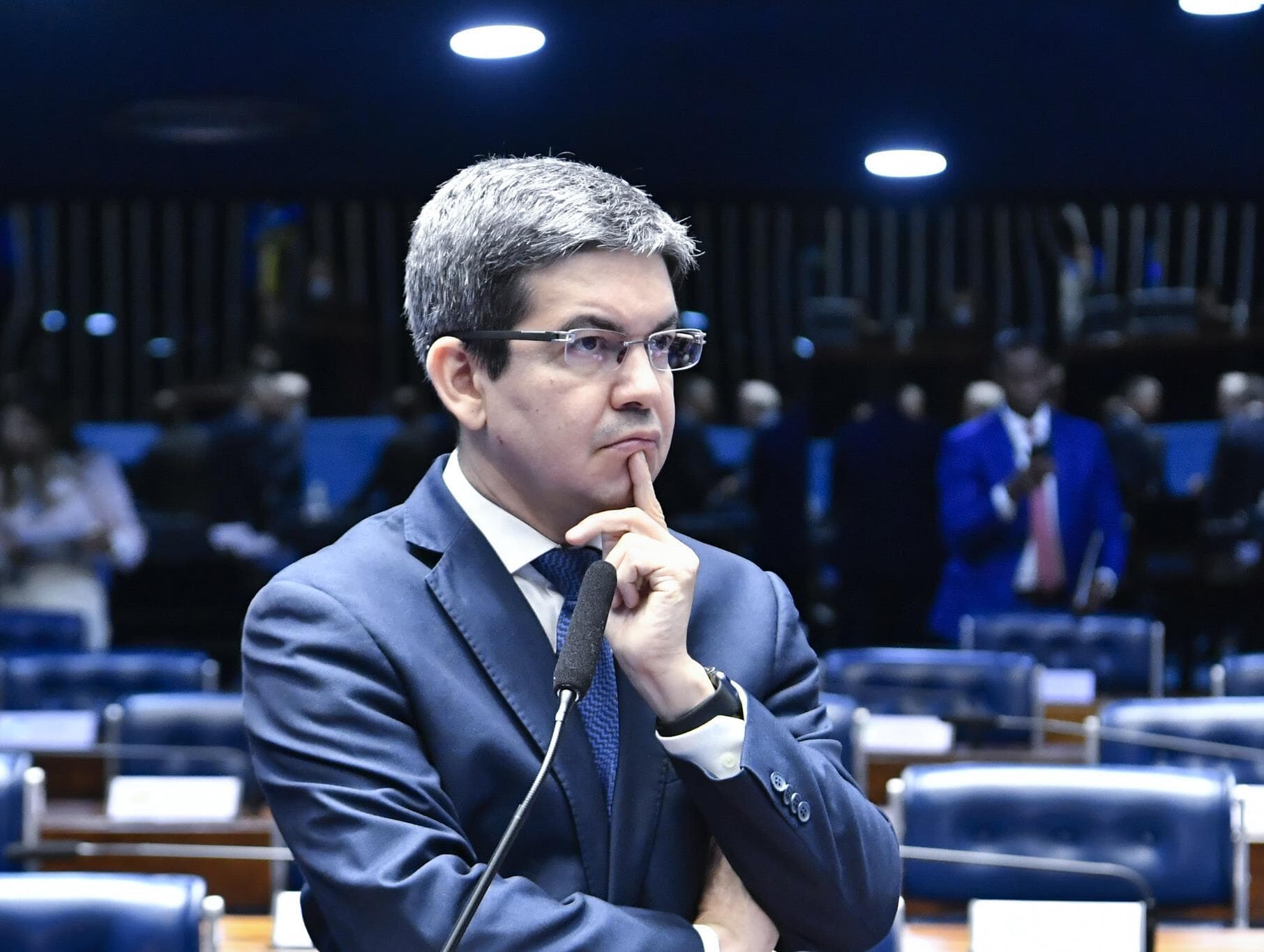 Congresso insiste em retomar total de emendas, mas governo quer limitar a R$ 3,6 bi