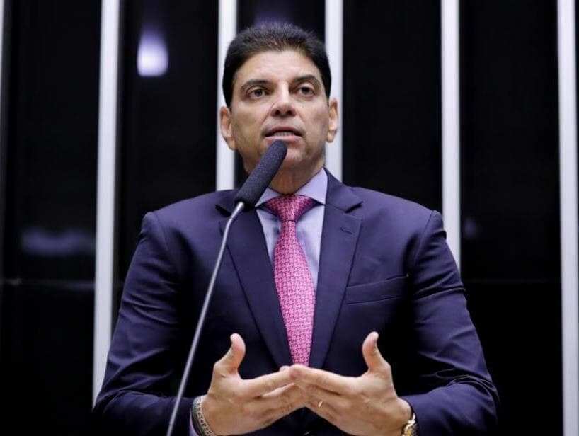 Cenário apresentado pelo governo causa "preocupação", diz relator do arcabouço fiscal