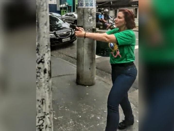 PGR impõe derrota a Carla Zambelli e rejeita acordo por perseguição com arma a jornalista