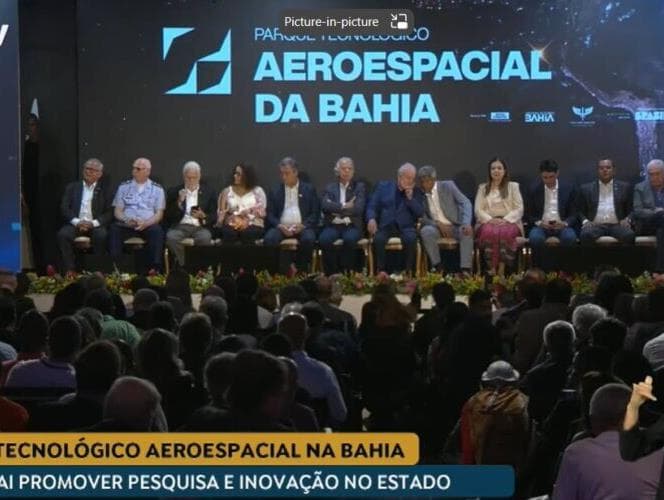 Na Bahia, Lula compara governo Bolsonaro a "praga de gafanhotos"