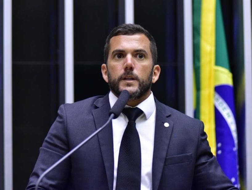 Deputado Carlos Jordy é alvo de buscas da PF em nova fase da Lesa Pátria