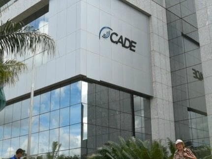 Cade acusa Fenaj de formação de cartel ao tabelar freelancers