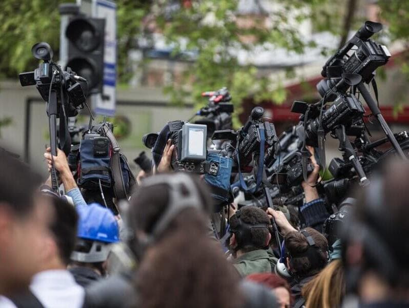 Brasil sobe dez posições no ranking da liberdade de imprensa. Argentina cai 26