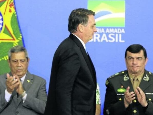 Bolsonaro, militares, neto de Figueiredo e até padre: os alvos da Operação Tempus Veritatis