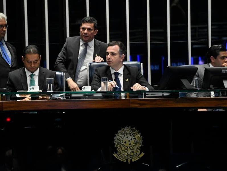 Senado aprova urgência para PL da Saidinha e texto segue direto para plenário