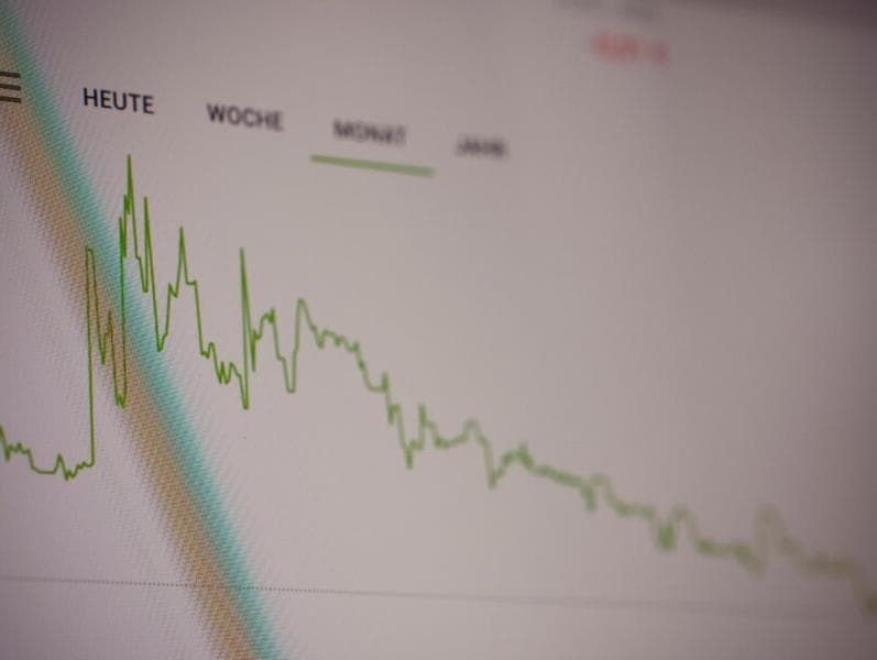 Economia brasileira deve crescer 1,7% em 2024, projeta CNI