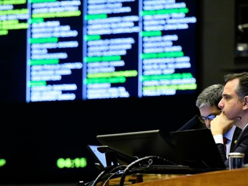 Em derrota para o governo, Congresso mantém desoneração da folha