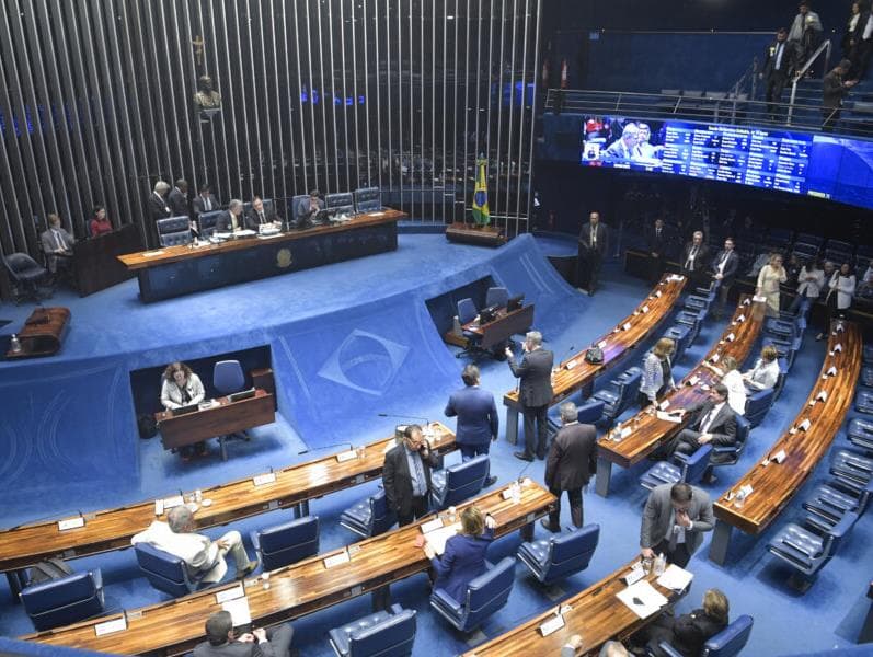 Senado aprova PL dos Debêntures. Texto volta à Câmara