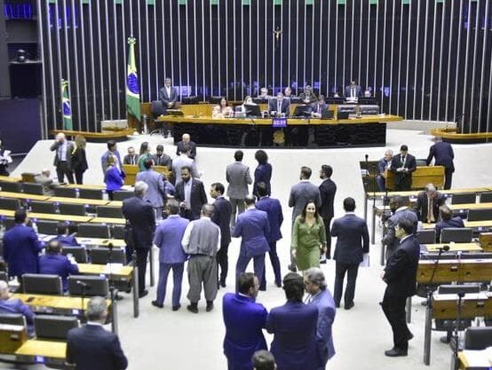 Minirreforma eleitoral: veja como cada deputado votou o primeiro projeto