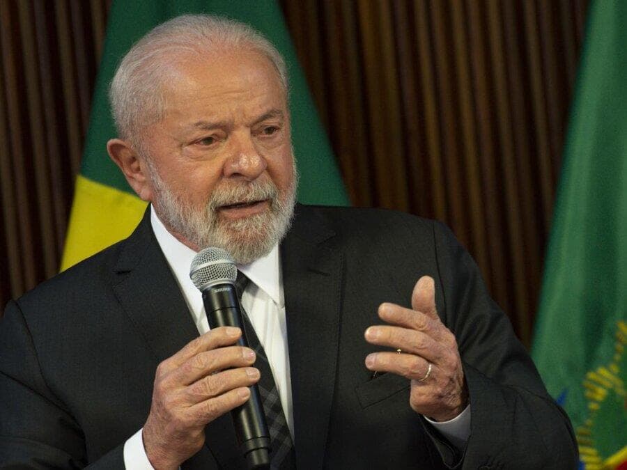 Em visita ao Rio, Lula critica ação da PM na Cidade de Deus