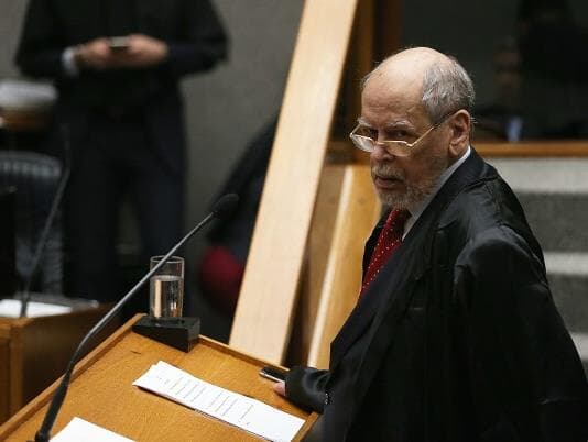 Ex-ministro Sepúlveda Pertence morre em Brasília