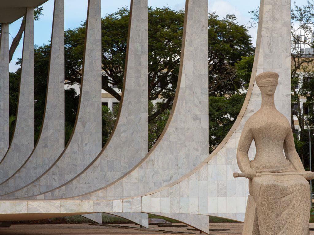 As atrocidades que viabilizaram a apropriação das terras indígenas no Brasil