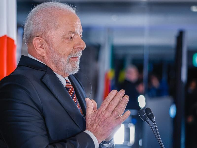 Após confrontos com Congresso, Lula ressalta "correlação de forças"