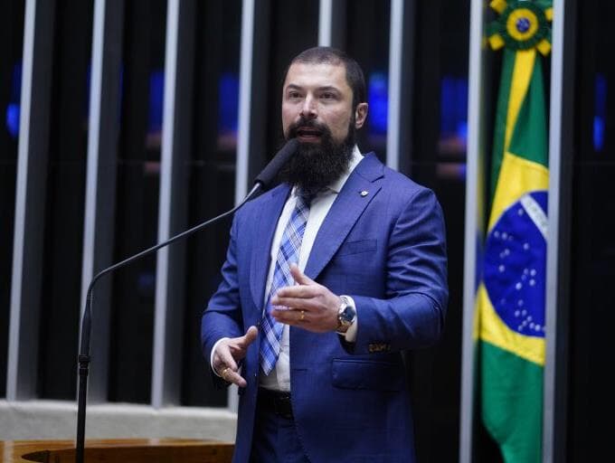 Museu do Holocausto critica deputado que homenageou avô nazista