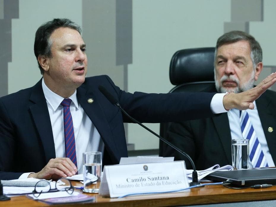 No Senado, Camilo Santana diz que Novo Ensino Médio precisa de mais debate