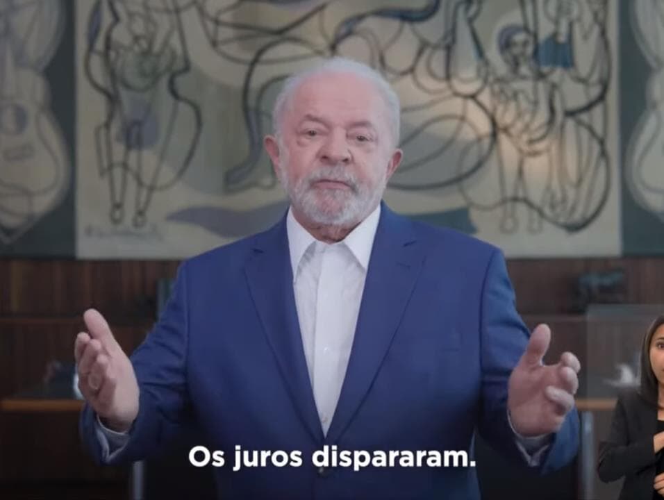 Novo salário mínimo passa a valer: No dia do Trabalho, Lula anuncia reajuste anual