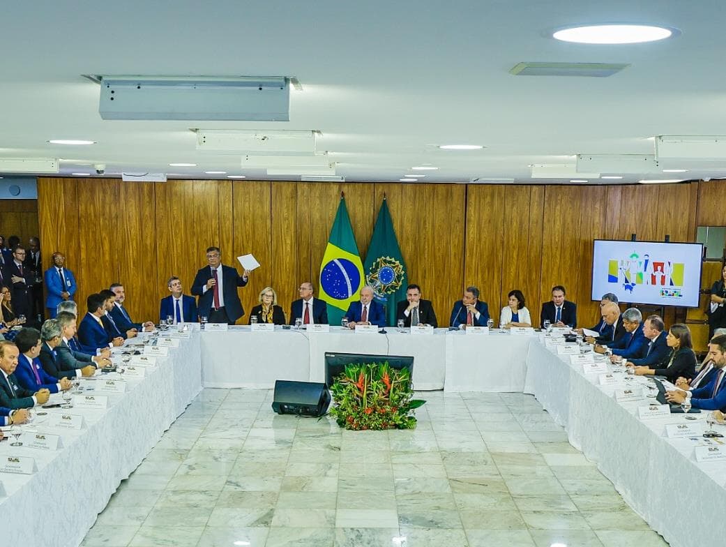 Debate de Lula com ministros sobre violência nas escolas é marcado por críticas a plataformas digitais