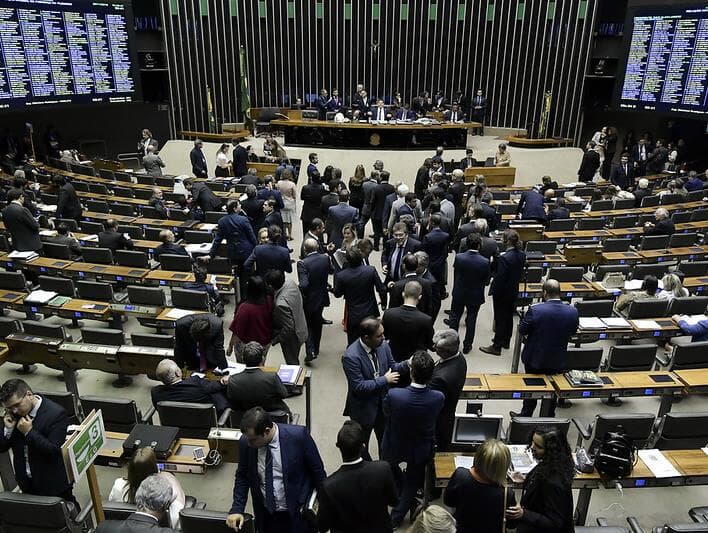 Congresso analisa 26 vetos na primeira sessão conjunta da legislatura