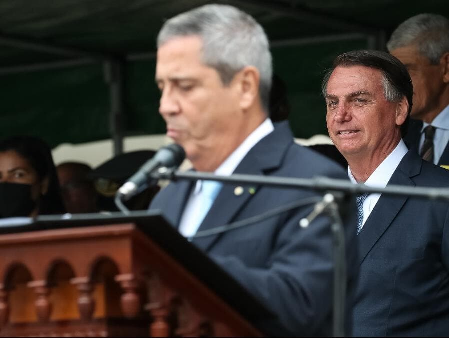 Os supersalários de Braga Netto, vice de Bolsonaro, e outros militares