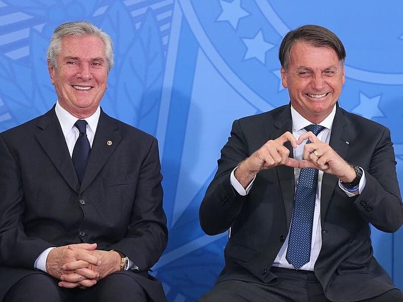 Com Collor e Centrão, Bolsonaro diz que livrou o Brasil da "velha política"