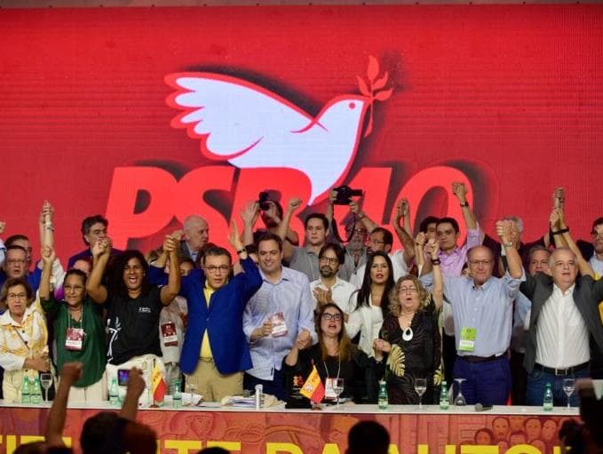 PSB reelege Carlos Siqueira presidente do partido