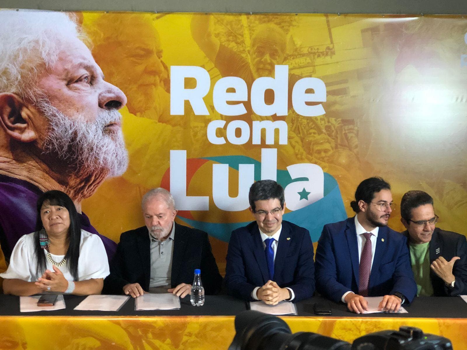 Em evento da Rede, Lula acena para Marina Silva: "Esperava que estivesse aqui"