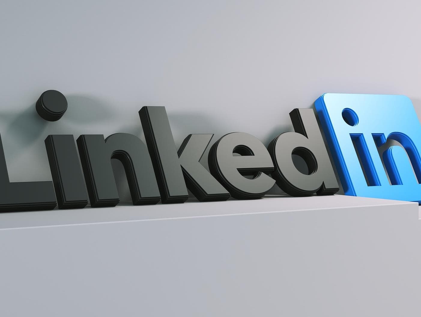 Entidades processam o Linkedin após derrubada de anúncio de vagas a candidatos negros e indígenas