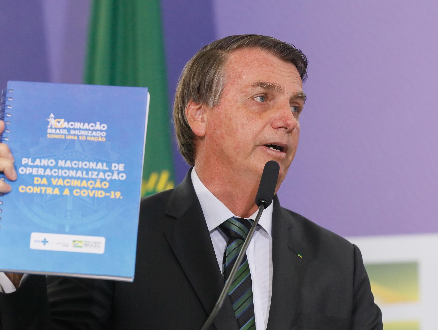 Ramos diz lamentar ida de Bolsonaro à Câmara sem comprovante de vacinação. Veja outras reações