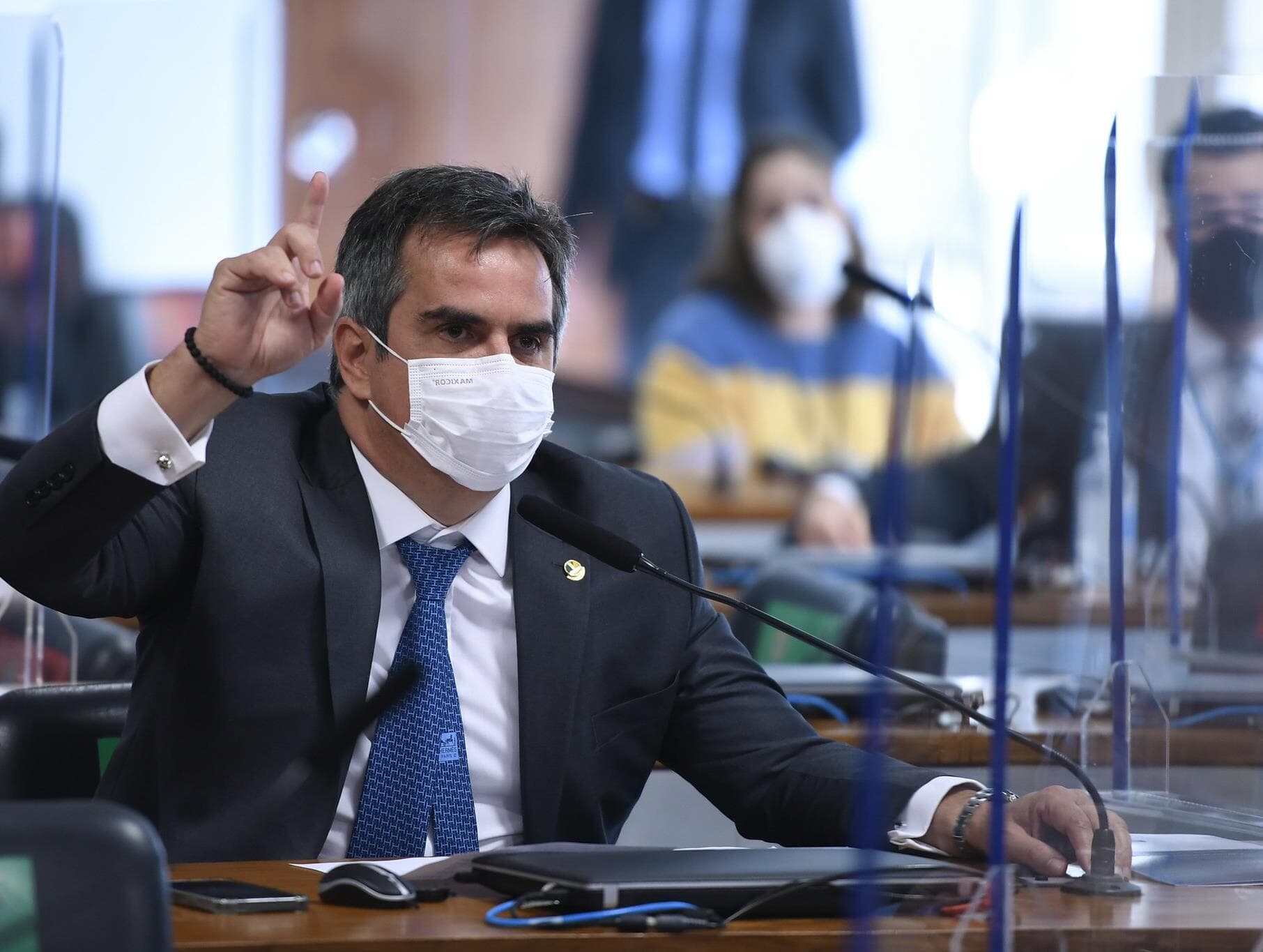 Hoje ministro, Ciro Nogueira é recordista de gasto com combustível entre senadores