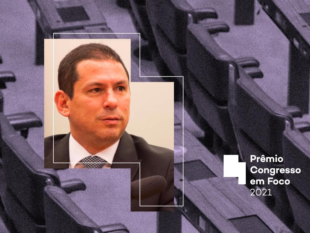 Marcelo Ramos leva o prêmio de melhor deputado do júri