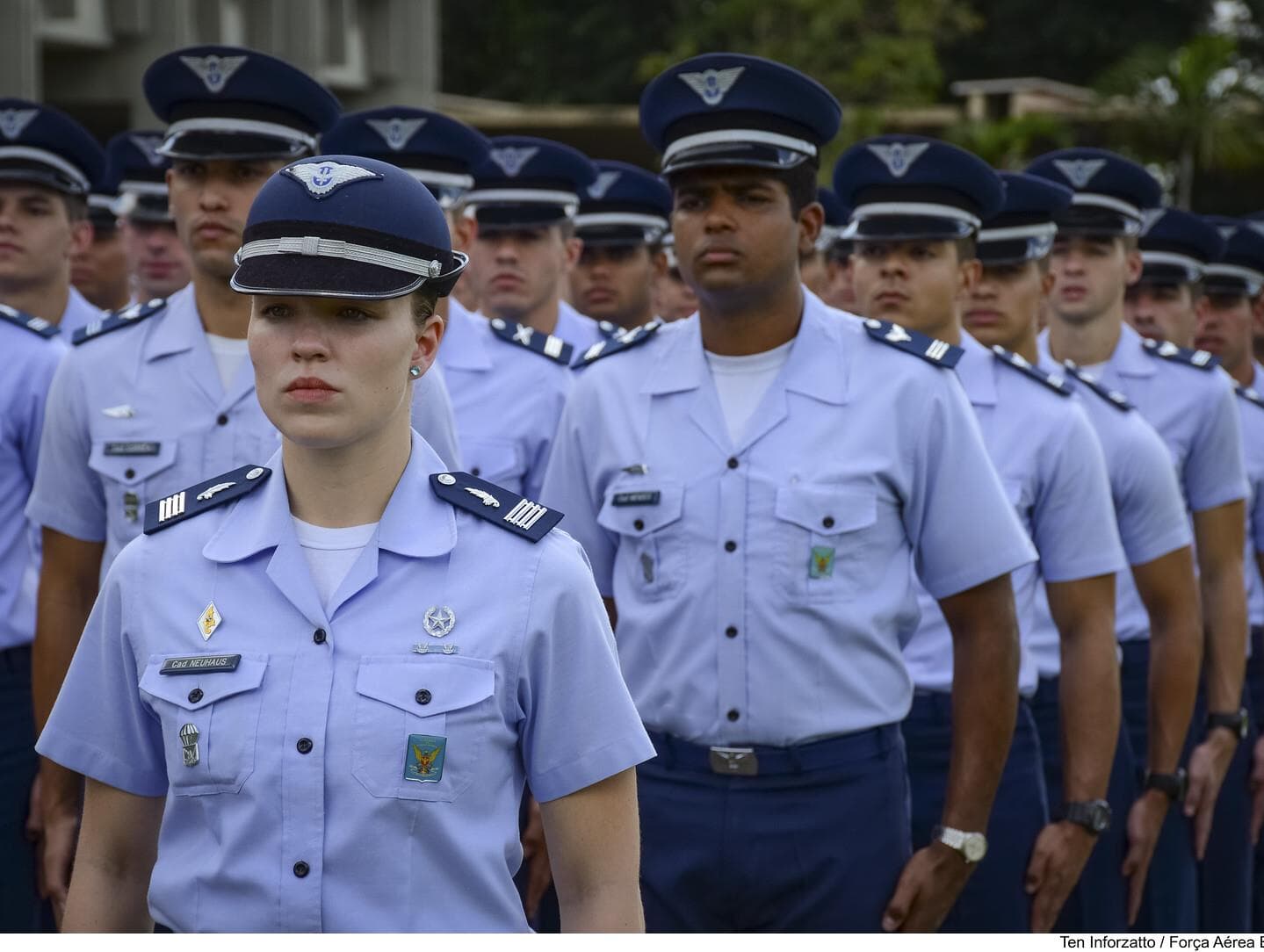 Força Aérea abre investigação para apurar filiação de militares ao PT