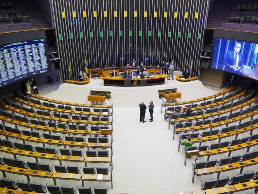 Câmara dos Deputados aprova mudança em cargos no MPU, texto segue para o Senado